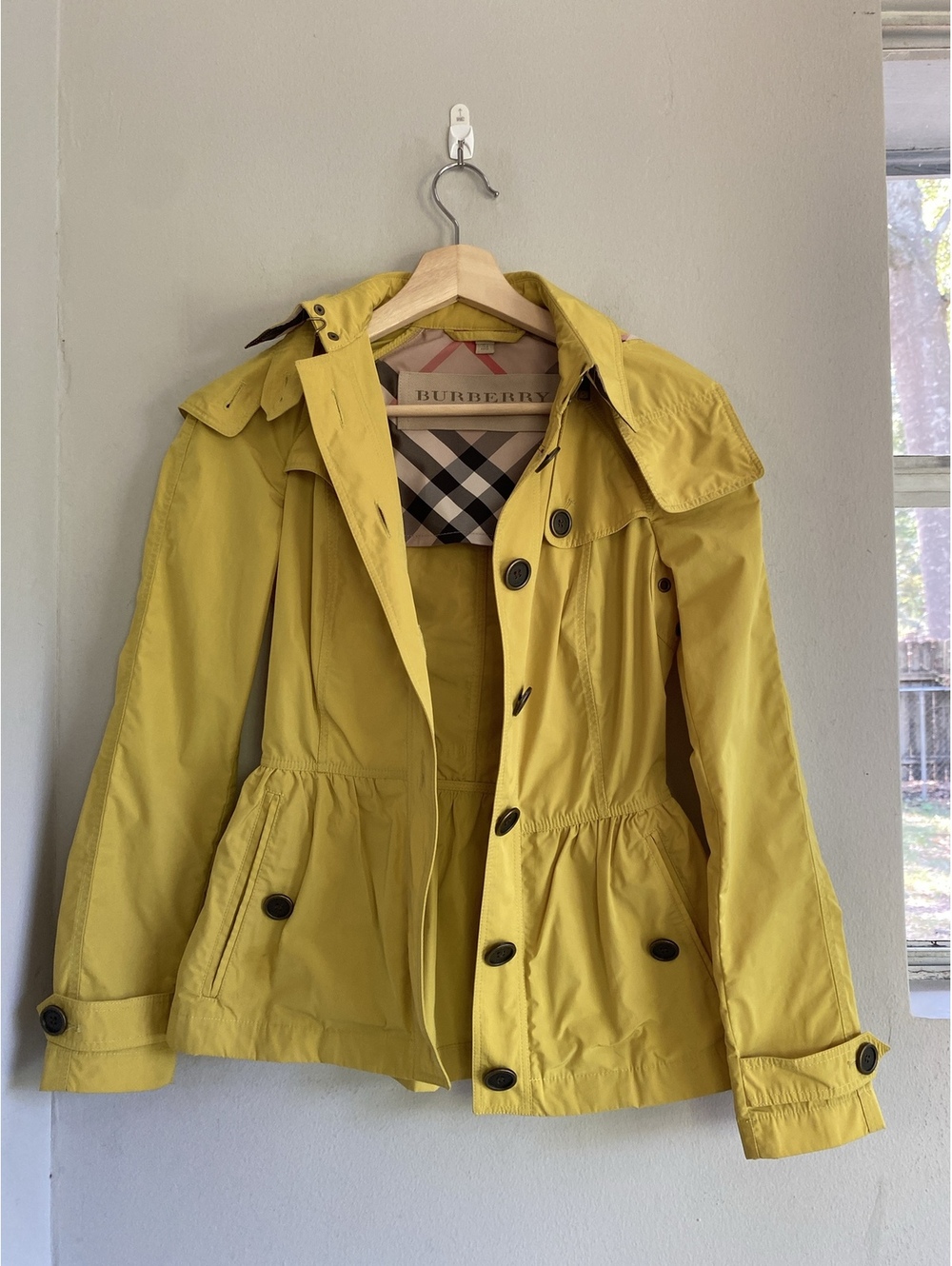 Rare Burberry Brit Chartreuse Hooded Short Raincoat US 2